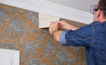 Top +4 Cách Bóc Giấy Dán Tường Cũ Nhanh Gọn & Sạch Đẹp