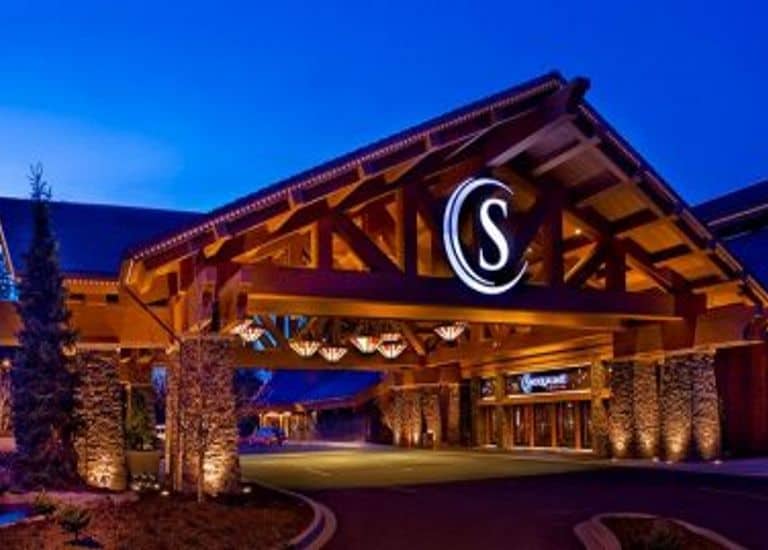 Snoqualmie Casino Hotel and Lodging - North Bend Escapes